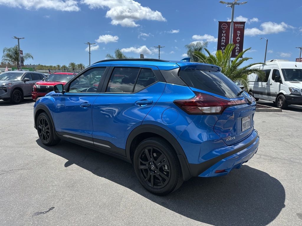 2023 Nissan Kicks SR