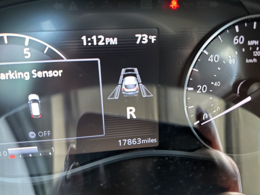 2023 Nissan Kicks SR