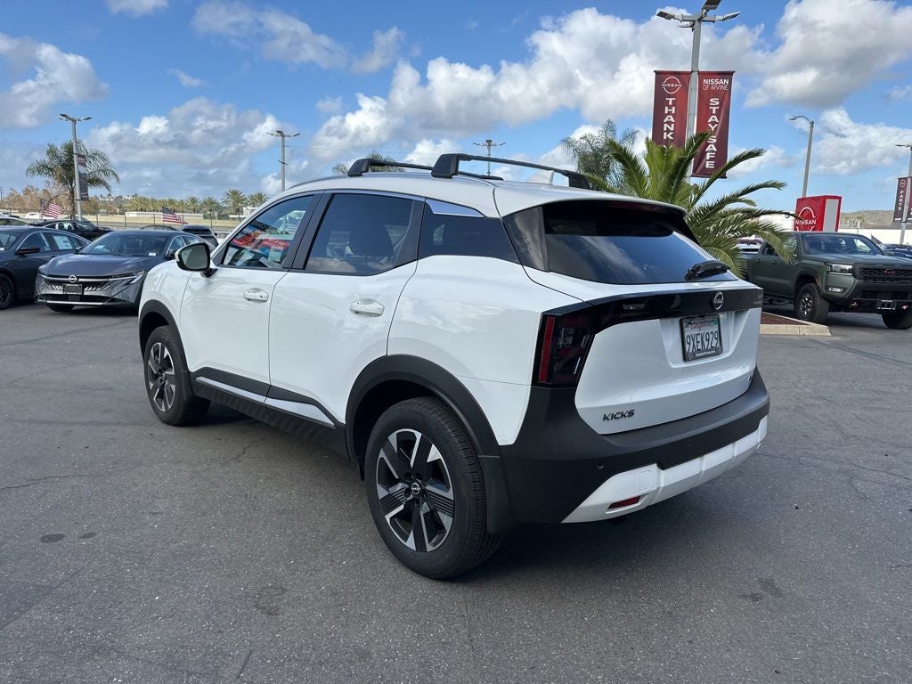 2025 Nissan Kicks SV