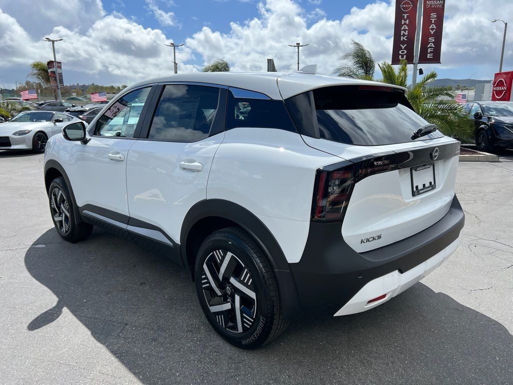 2026 Nissan Kicks SV