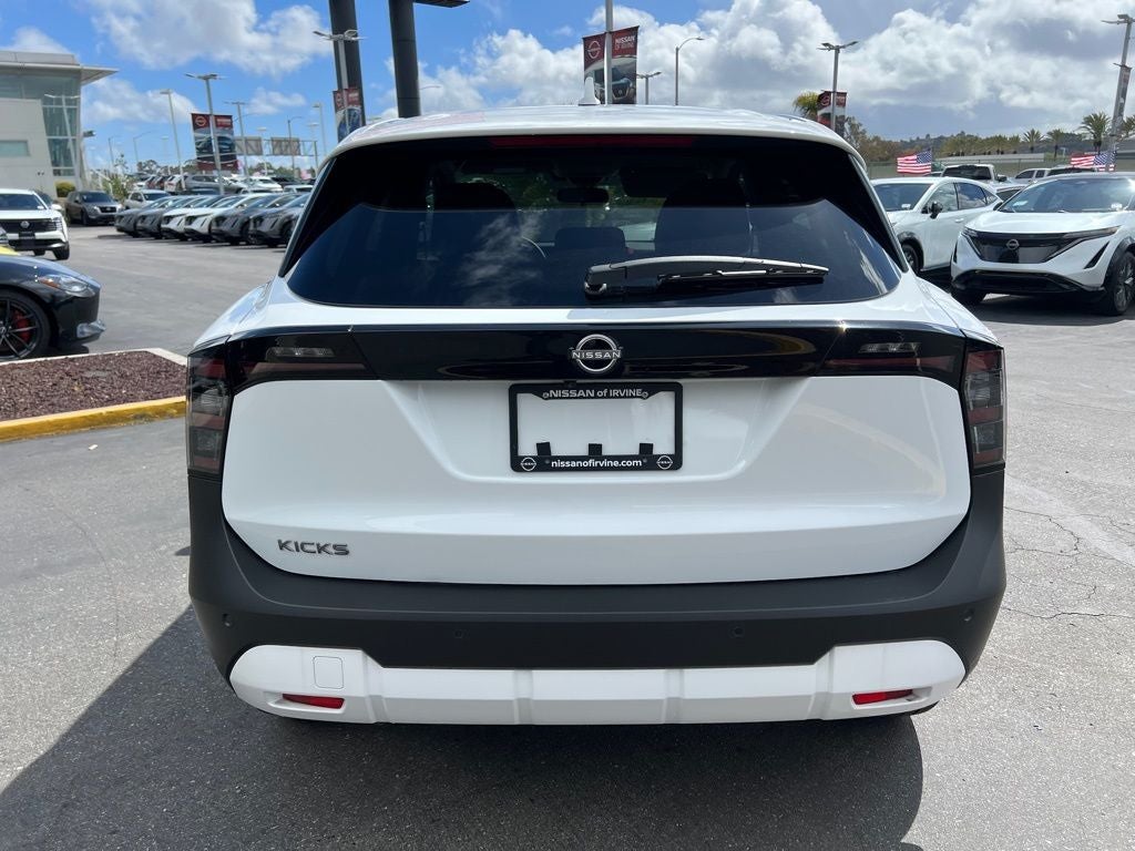 2026 Nissan Kicks SV