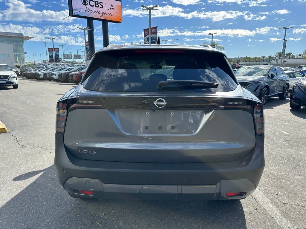 2026 Nissan Kicks SV