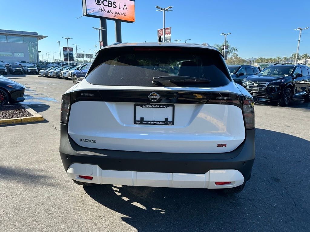 2026 Nissan Kicks SR