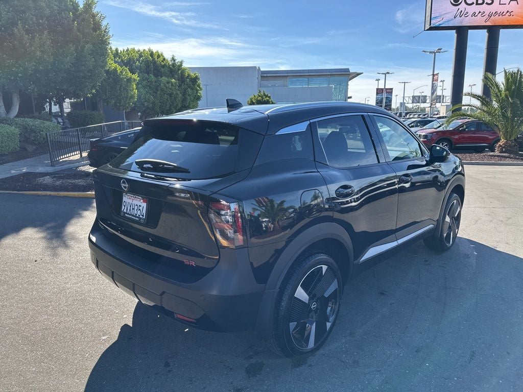 2025 Nissan Kicks SR