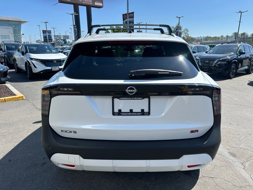 2026 Nissan Kicks SR
