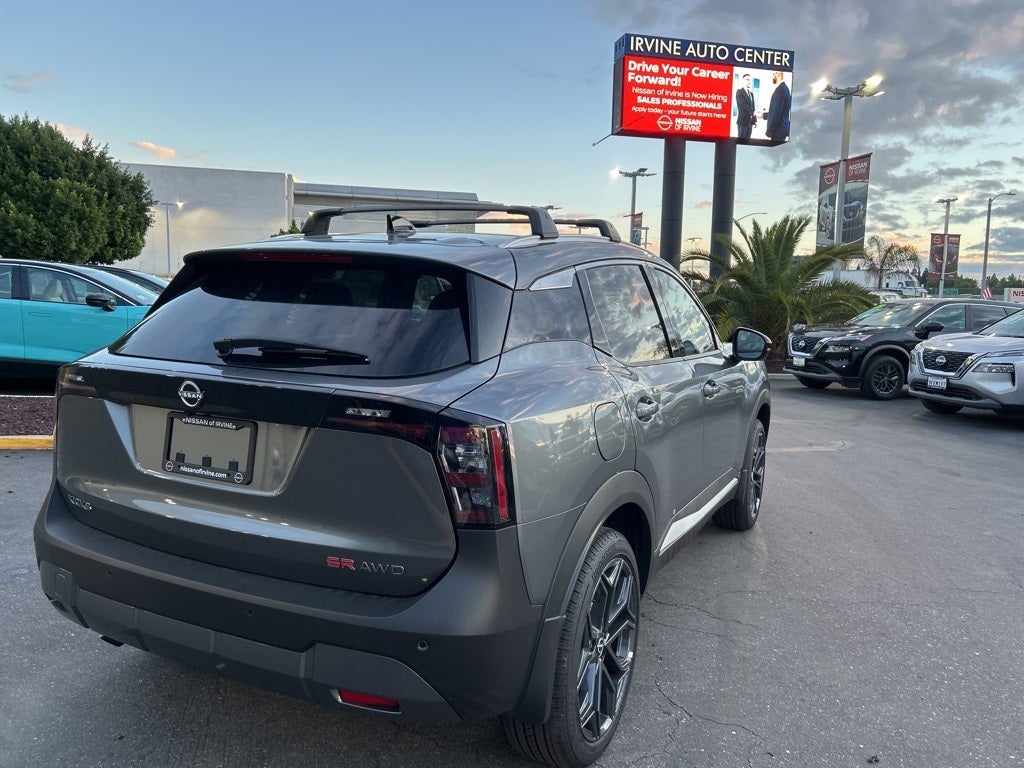 2026 Nissan Kicks SR