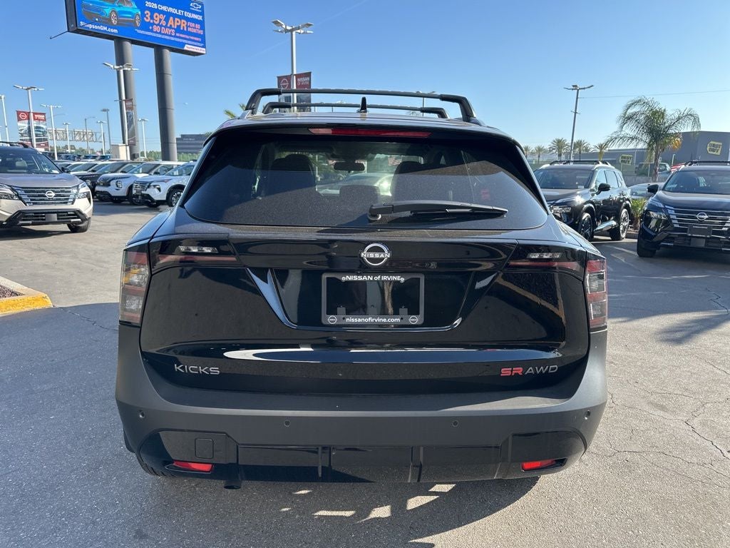 2026 Nissan Kicks SR