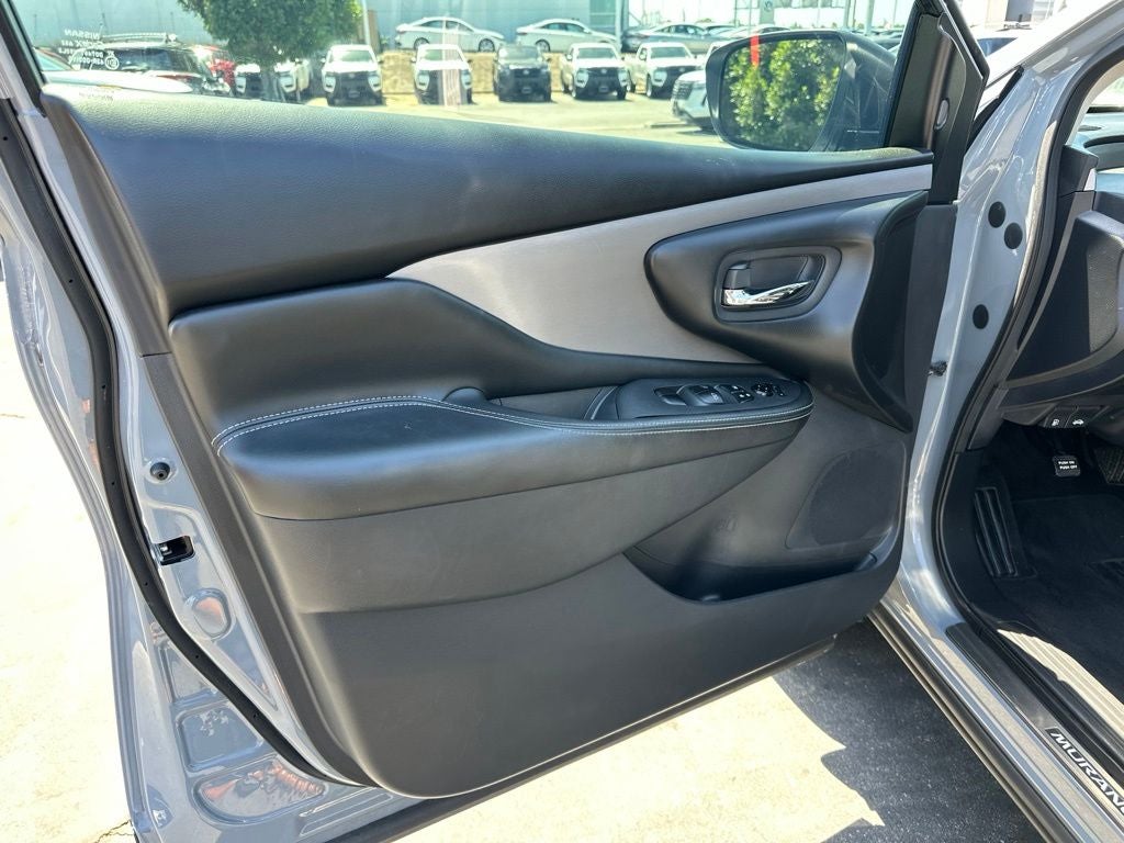 2022 Nissan Murano SV