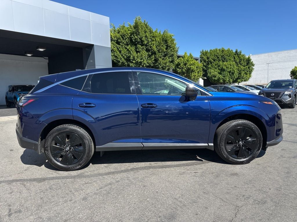 2025 Nissan Murano SV