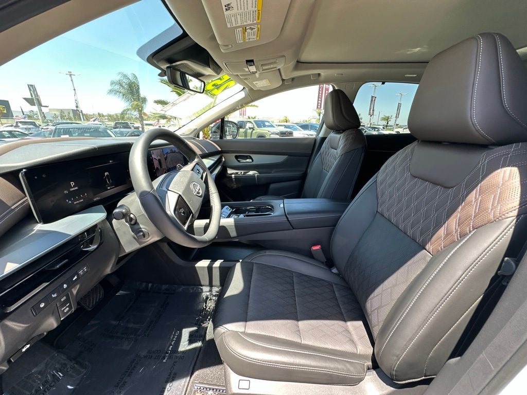 2025 Nissan Murano Platinum