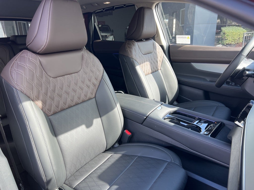 2025 Nissan Murano Platinum