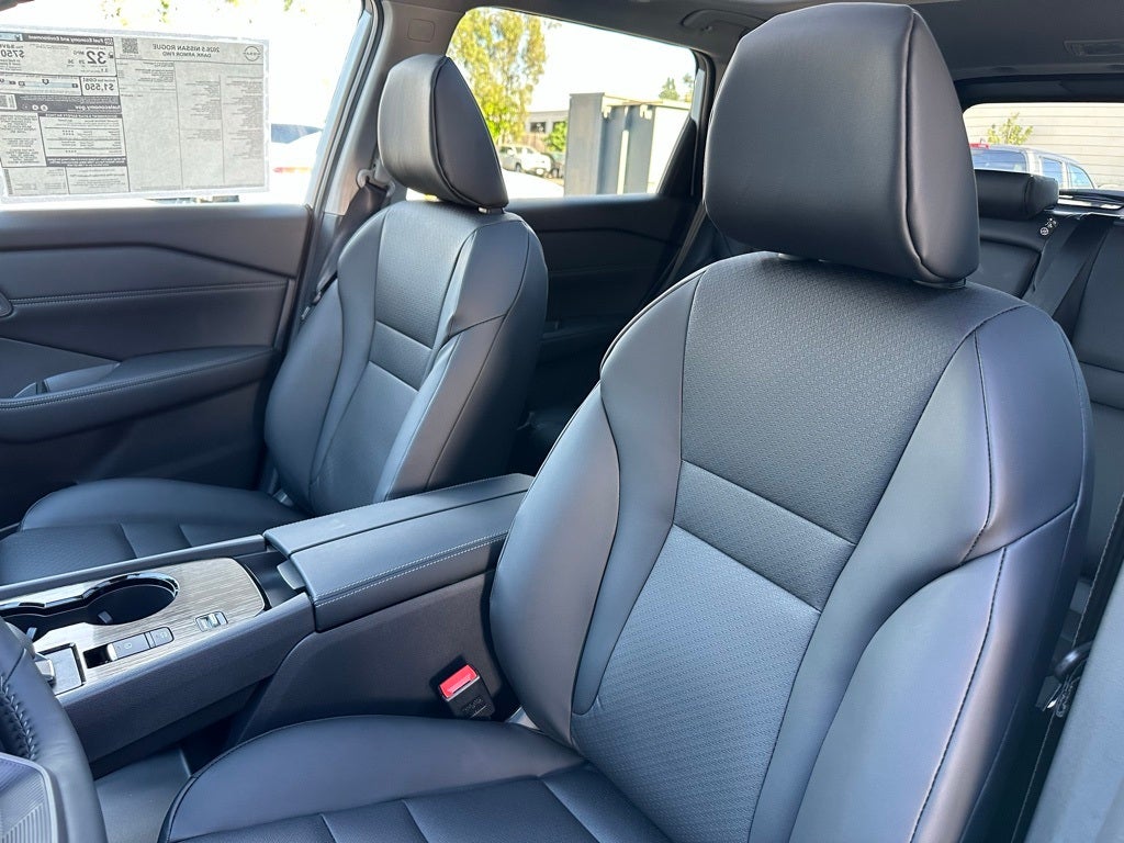 2026 Nissan Rogue Base