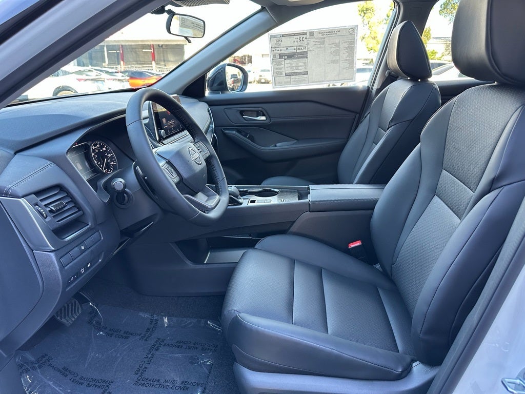 2026 Nissan Rogue Base