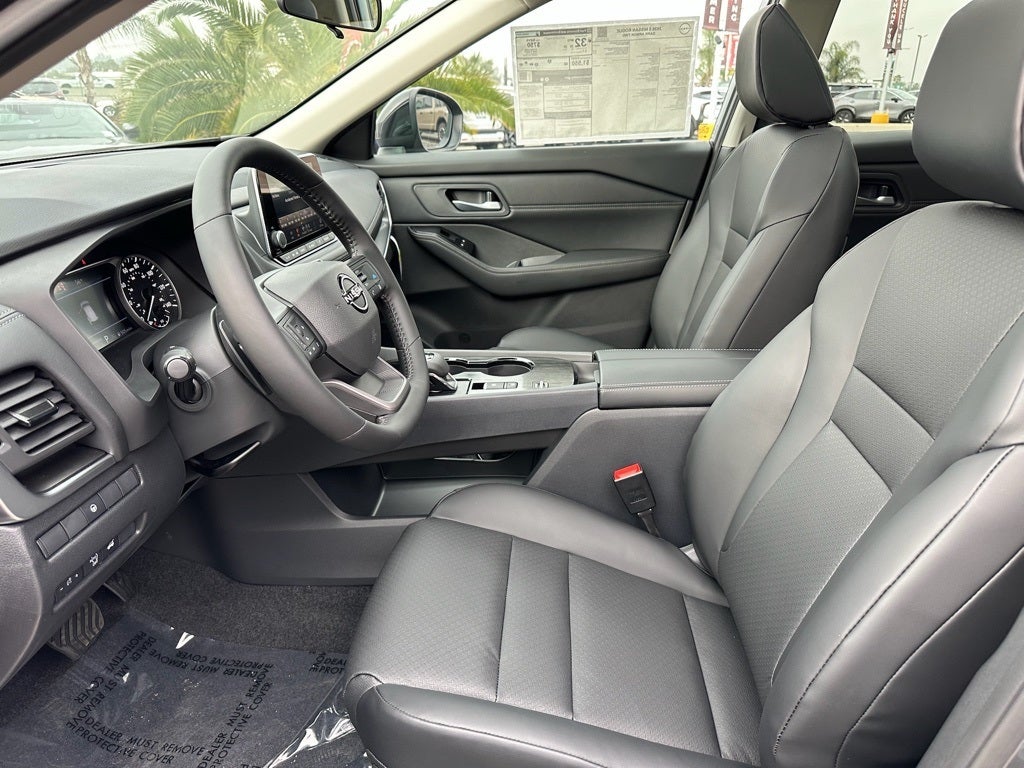 2026 Nissan Rogue Base