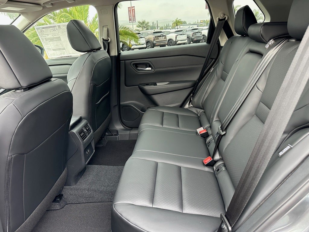 2026 Nissan Rogue Base