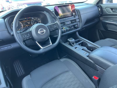 2024 Nissan Pathfinder S