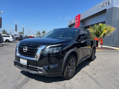 2024 Nissan Pathfinder S