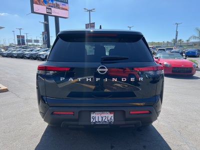 2024 Nissan Pathfinder S
