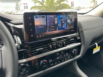 2026 Nissan Pathfinder SV