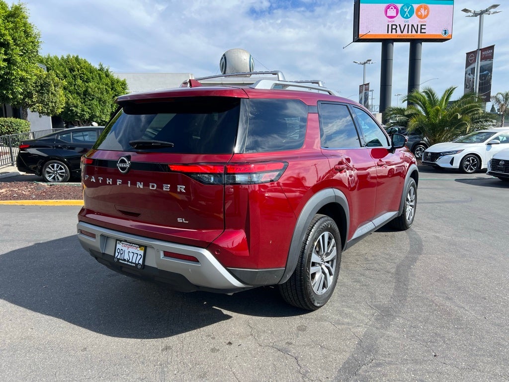 2023 Nissan Pathfinder SL