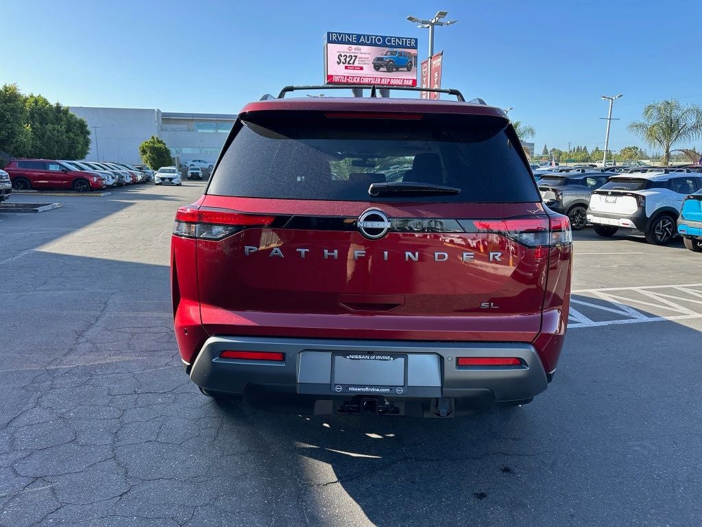 2026 Nissan Pathfinder SL