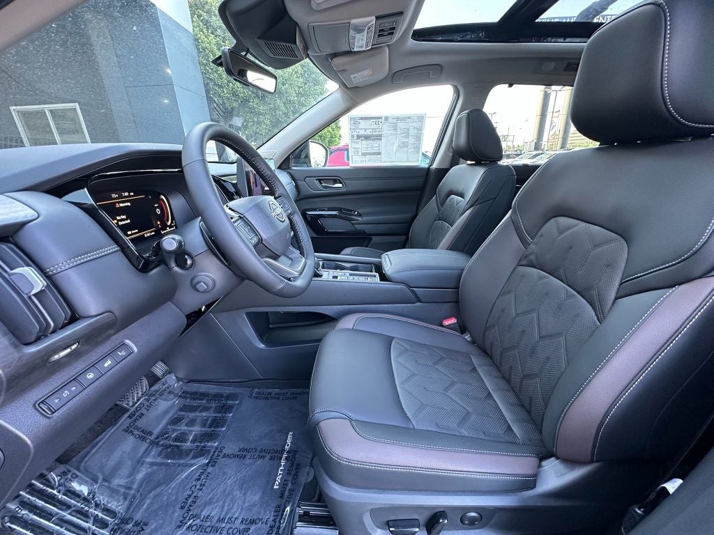 2026 Nissan Pathfinder Platinum