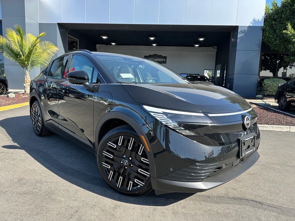 2026 Nissan Leaf PLATINUM+