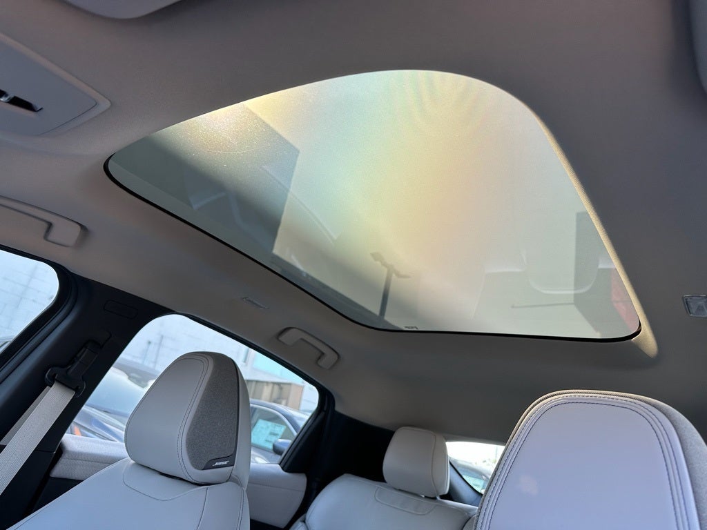 2026 Nissan Leaf PLATINUM+