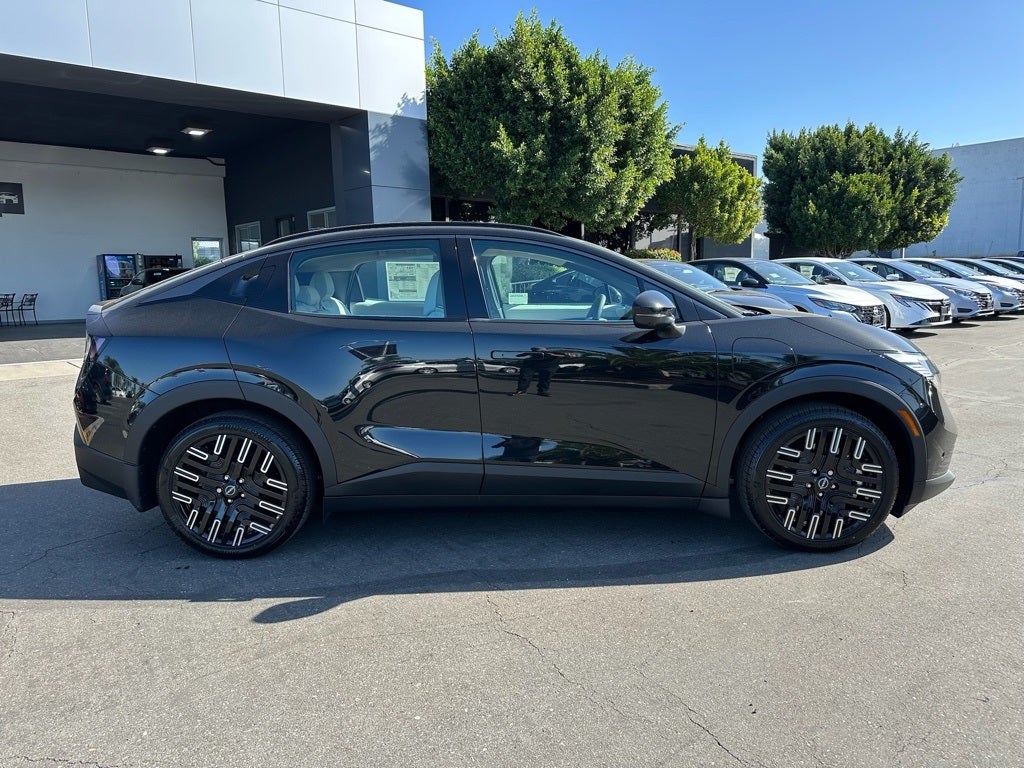 2026 Nissan Leaf PLATINUM+