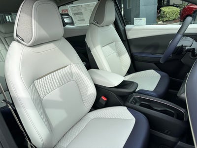 2026 Nissan Leaf PLATINUM+