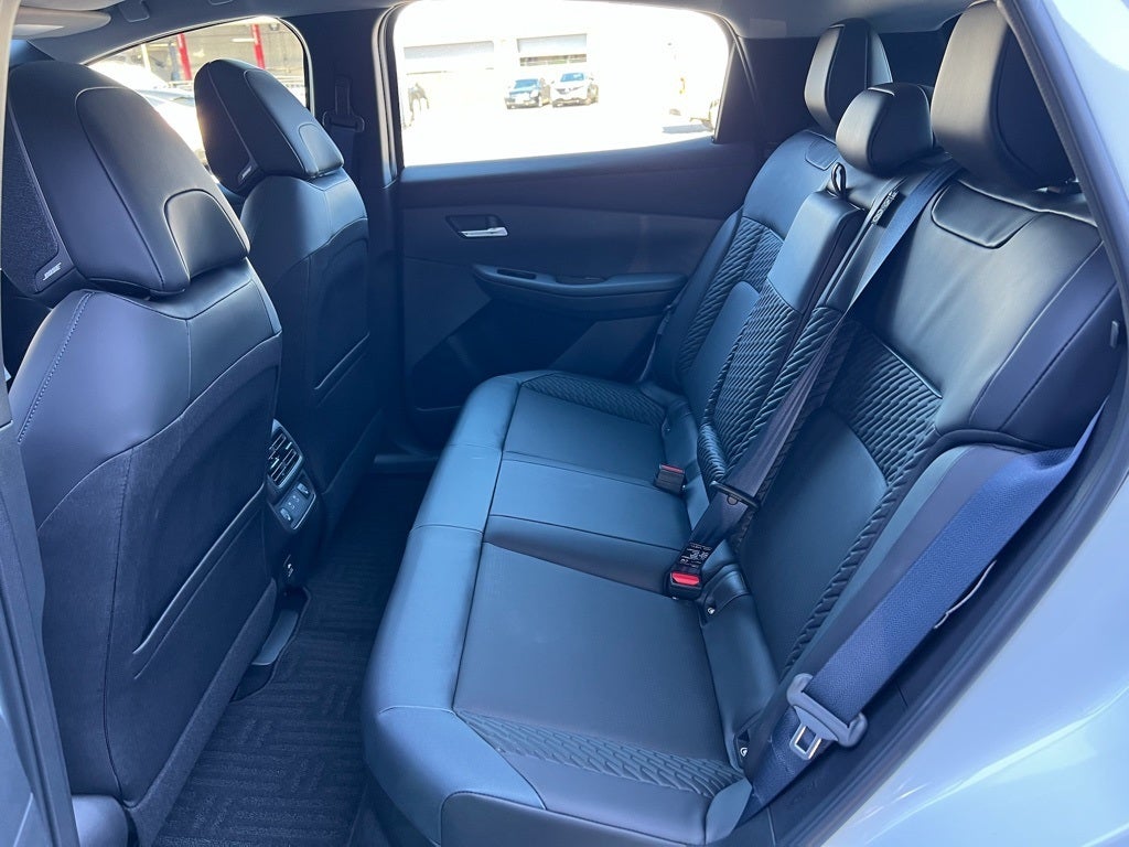 2026 Nissan Leaf PLATINUM+