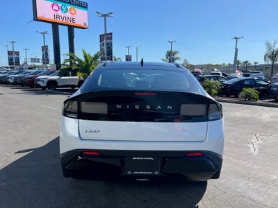 2026 Nissan Leaf PLATINUM+