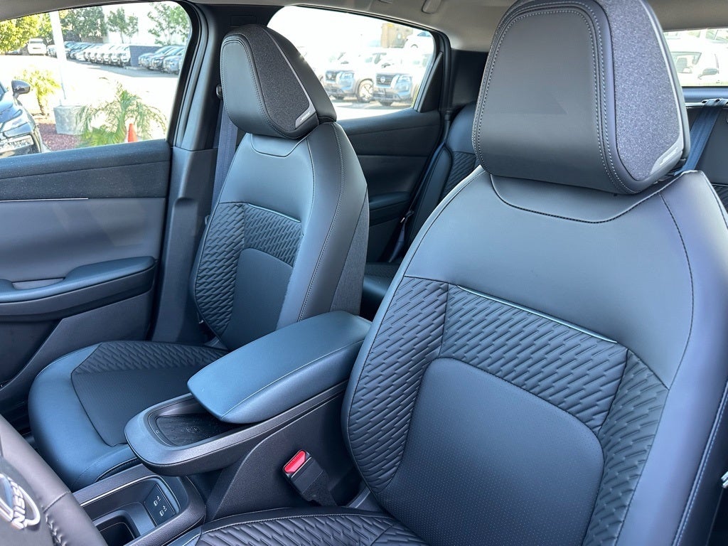 2026 Nissan Leaf PLATINUM+