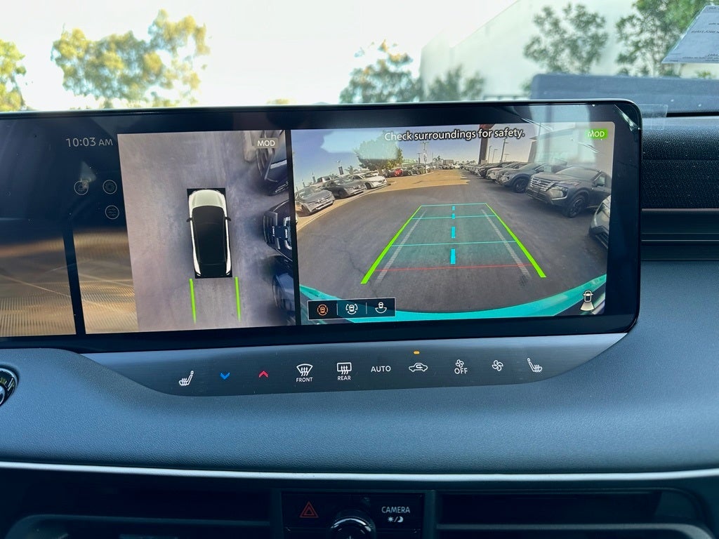 2026 Nissan Leaf PLATINUM+