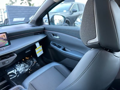 2026 Nissan Leaf PLATINUM+