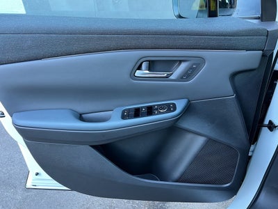 2026 Nissan Leaf PLATINUM+