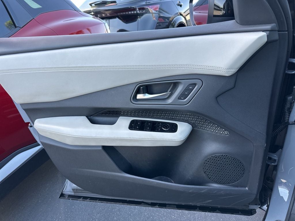 2023 Nissan Ariya EMPOWER+