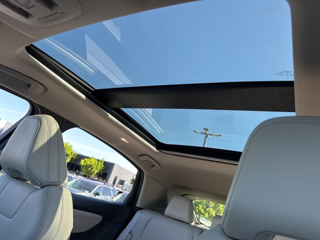 2023 Nissan Ariya EMPOWER+