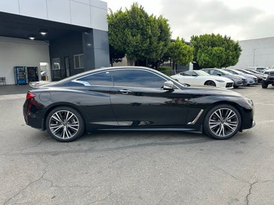 2022 INFINITI Q60 LUXE