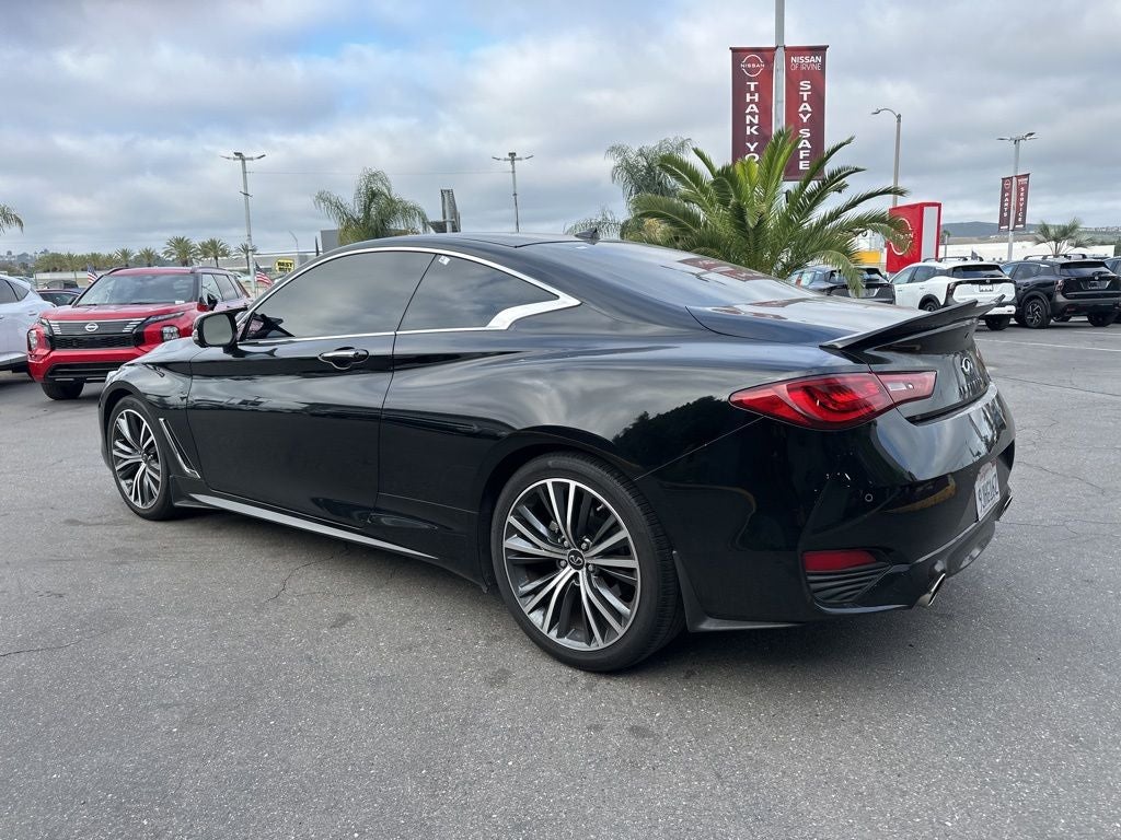 2022 INFINITI Q60 LUXE