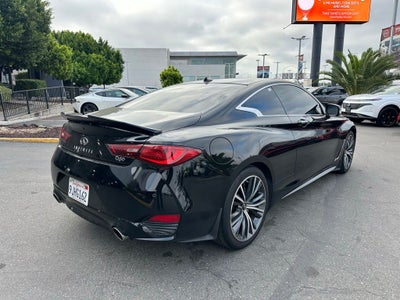 2022 INFINITI Q60 LUXE