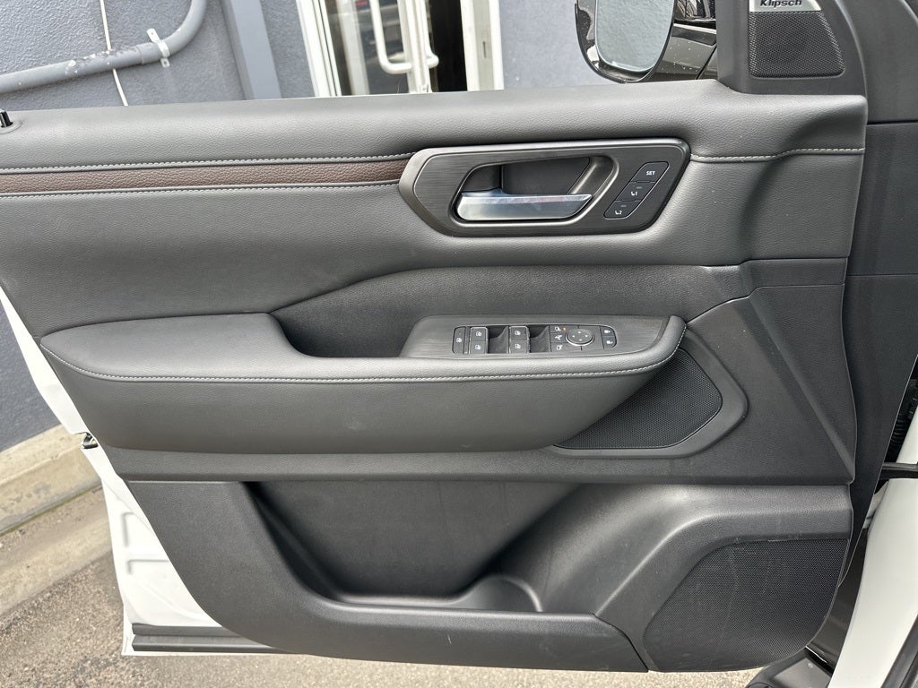 2025 Nissan Armada SL