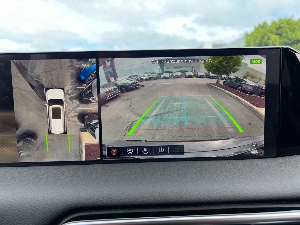 2025 Nissan Armada Platinum