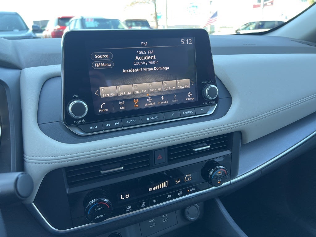 2025 Nissan Rogue SV