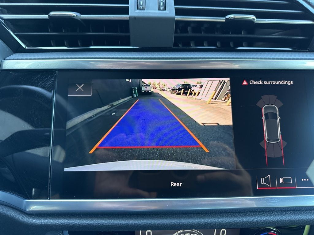 2023 Audi Q3 Premium