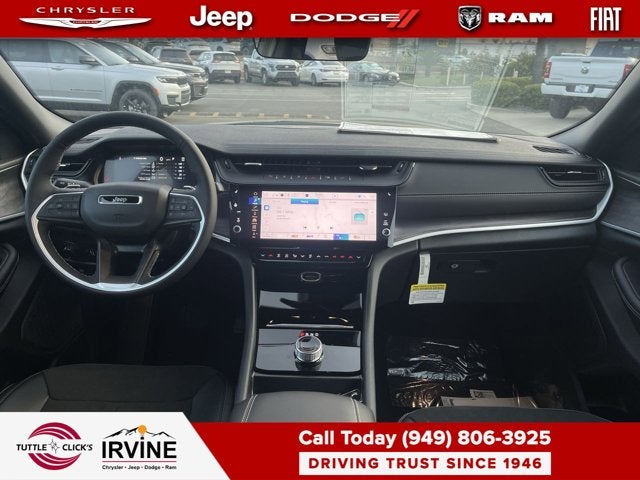 2026 Jeep Grand Cherokee Laredo