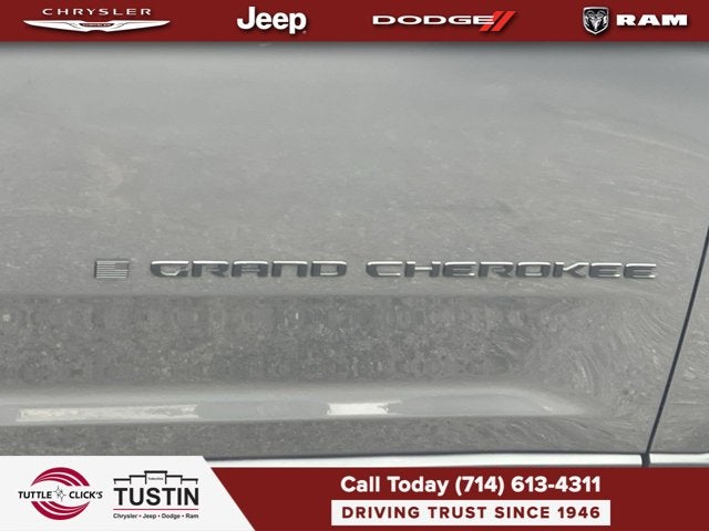 2026 Jeep Grand Cherokee Laredo Altitude