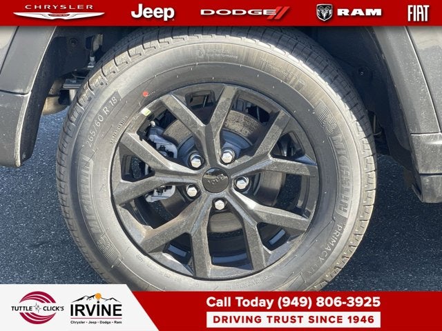 2026 Jeep Grand Cherokee Laredo