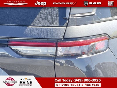 2026 Jeep Grand Cherokee Laredo