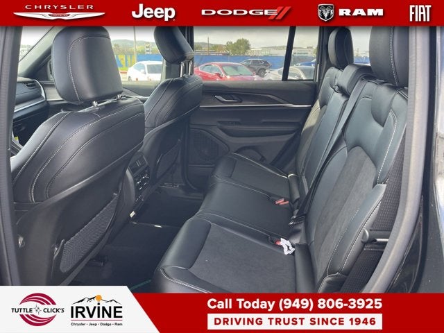 2026 Jeep Grand Cherokee Laredo